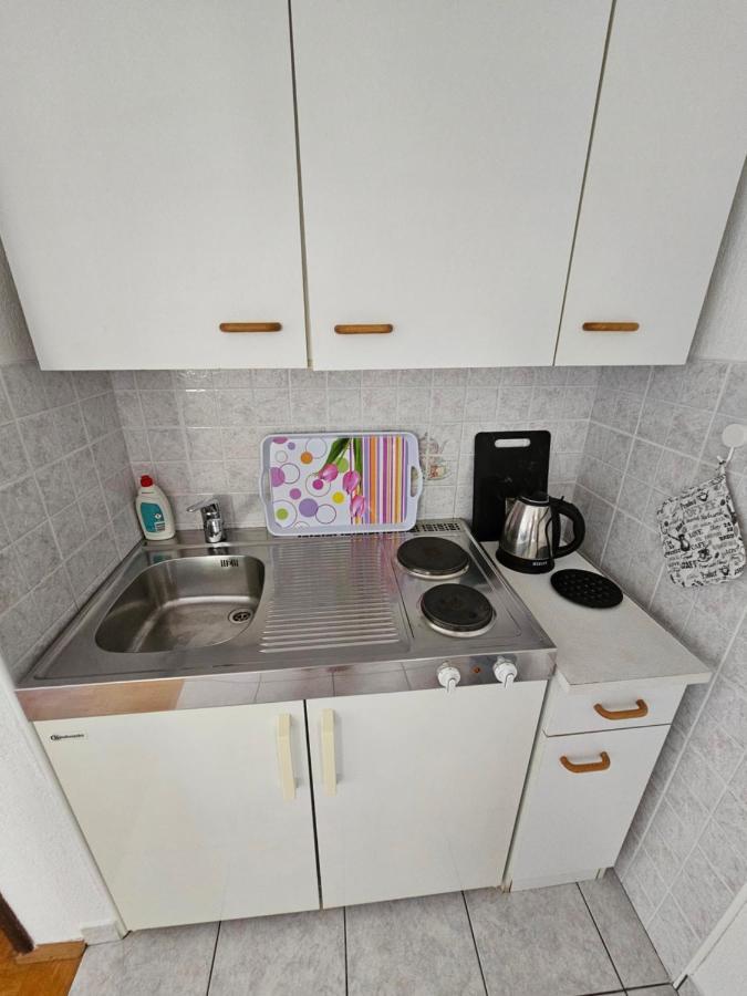 Apartments Bahar Krk Krk Town Exterior photo